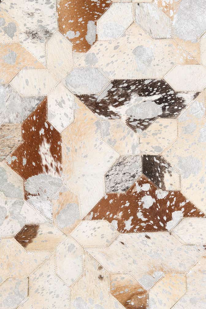 5' x 8' Cowhide Leather Rug