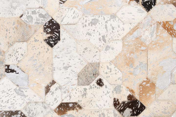 5' x 8' Cowhide Leather Rug