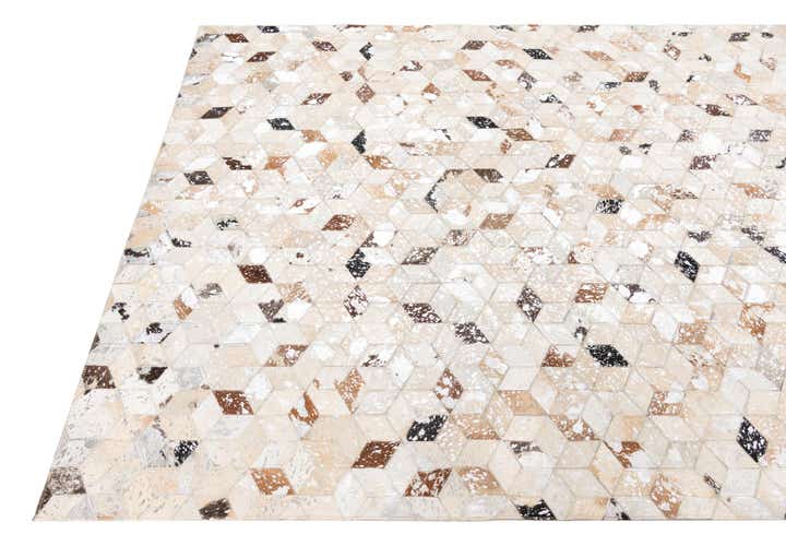 5' x 8' Cowhide Leather Rug