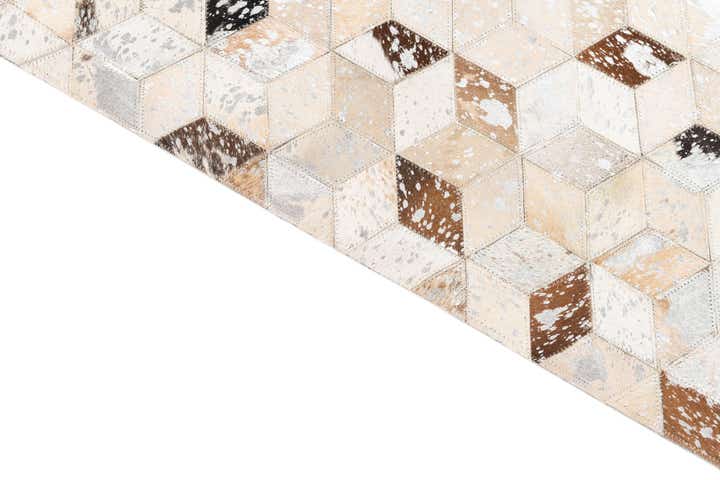 5' x 8' Cowhide Leather Rug