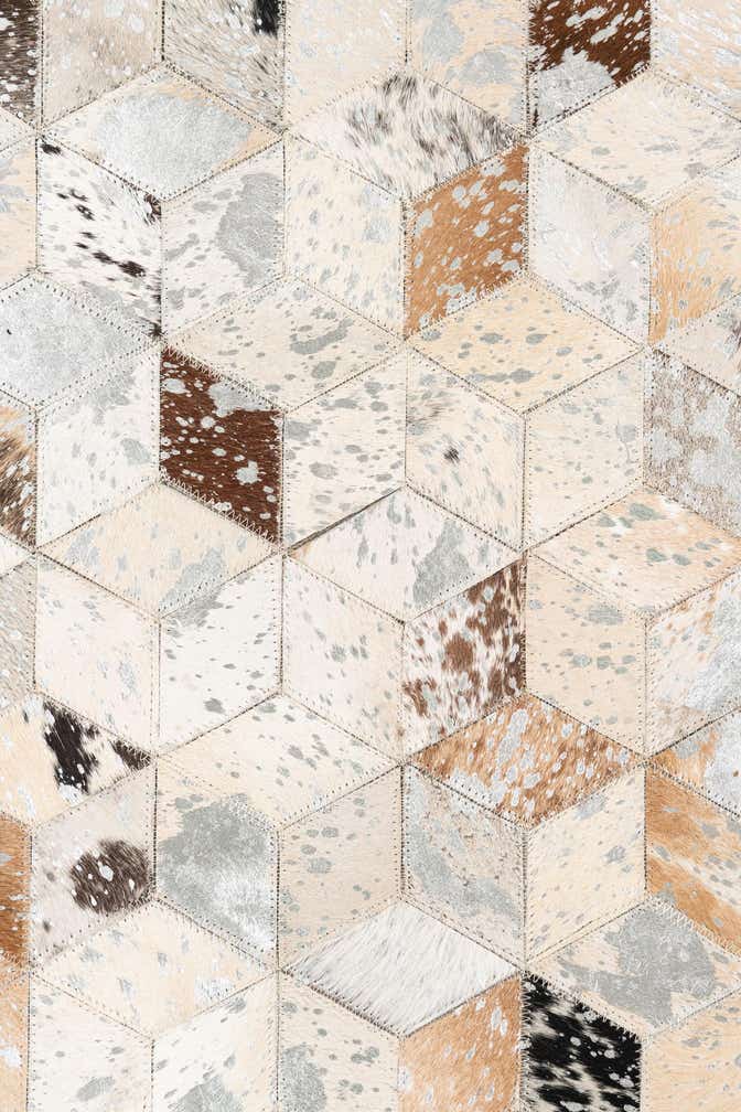 5' x 8' Cowhide Leather Rug