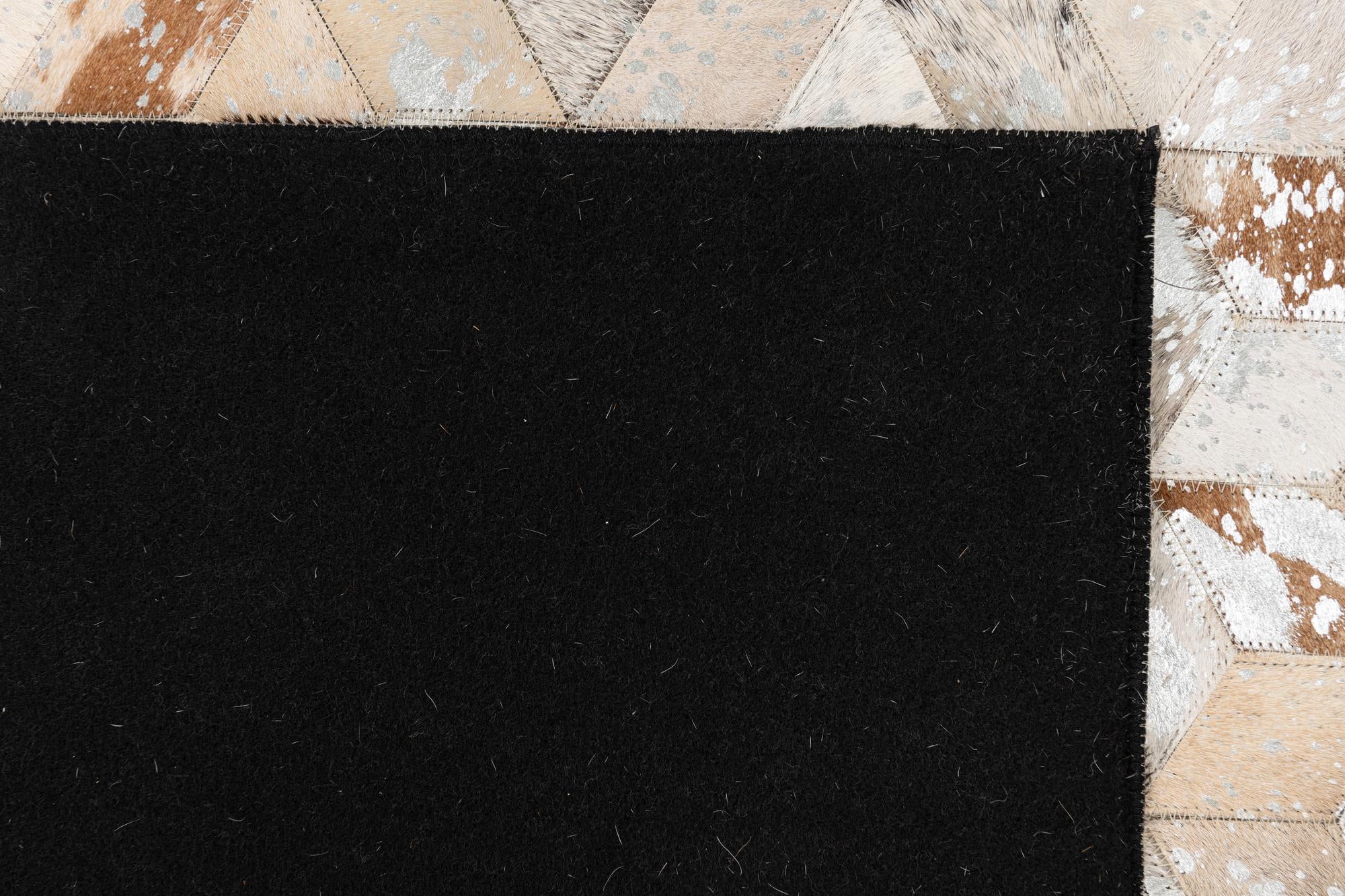 5' x 8' Cowhide Leather Rug