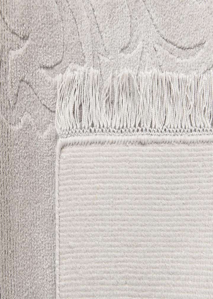 2' 7 x 5' Hand Knotted Darya Wool Rug