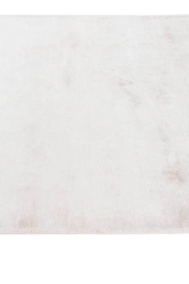 Detail image of 2' 6 x 4' 11 Hand Knotted Darya Wool Rug