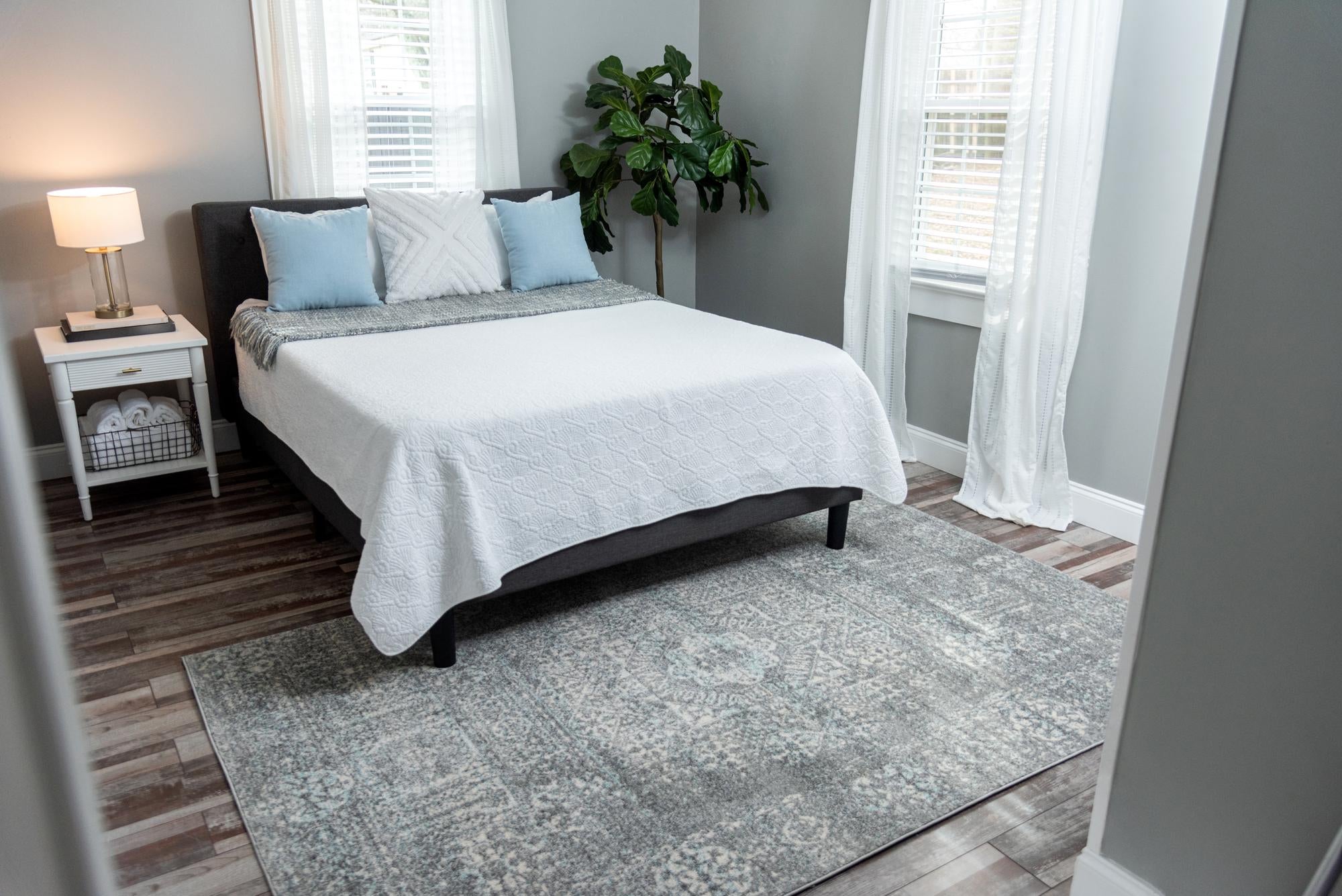 5' x 8' Heritage Rug