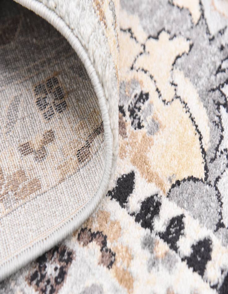 Detail image of 8' x 10' Legacy Rug