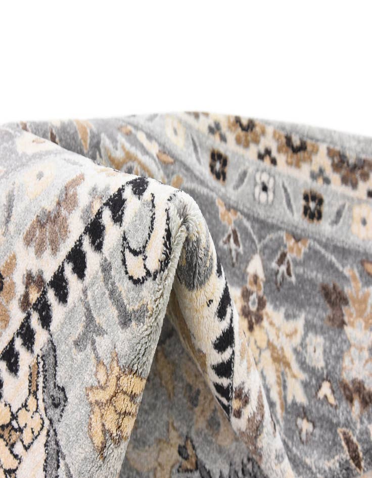 Detail image of 8' x 10' Legacy Rug