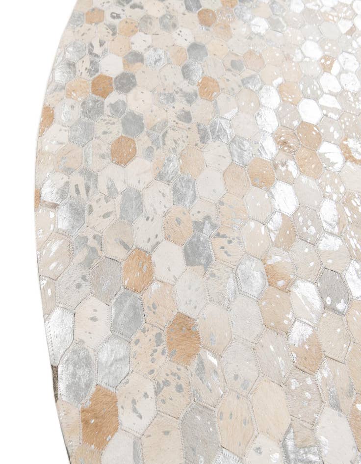 Detail image of 6' x 6' Cowhide Leather Round Rug