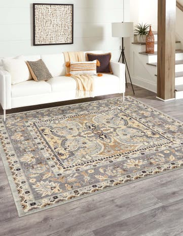 8' 4 x 8' 4 Heritage Square Rug