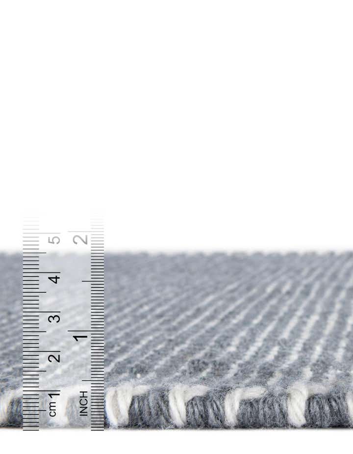 4' 1 x 6' 1 Easy-Clean Jill Zarin Palm Springs Indoor / Outdoor Rug