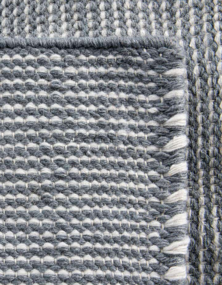 4' 1 x 6' 1 Easy-Clean Jill Zarin Palm Springs Indoor / Outdoor Rug