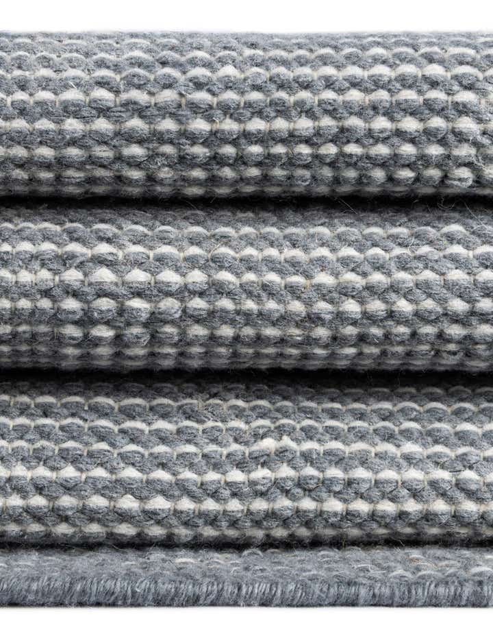 4' 1 x 6' 1 Easy-Clean Jill Zarin Palm Springs Indoor / Outdoor Rug