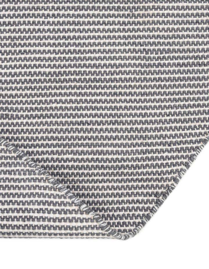 7' 10 x 7' 10 Easy-Clean Jill Zarin Palm Springs Indoor / Outdoor Round Rug