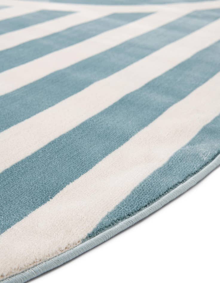 Detail image of 5' 3 x 5' 3 Whimsy Kids Round Rug