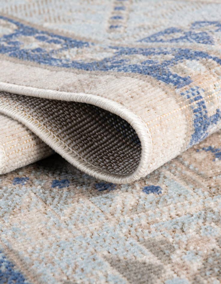Detail image of 4' 1 x 4' 1 Whitney Round Rug
