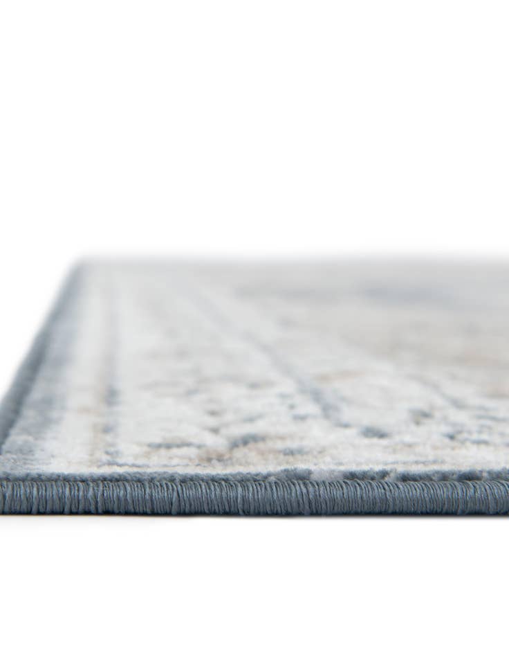 Detail image of 10' x 14' 5 Villa Rug
