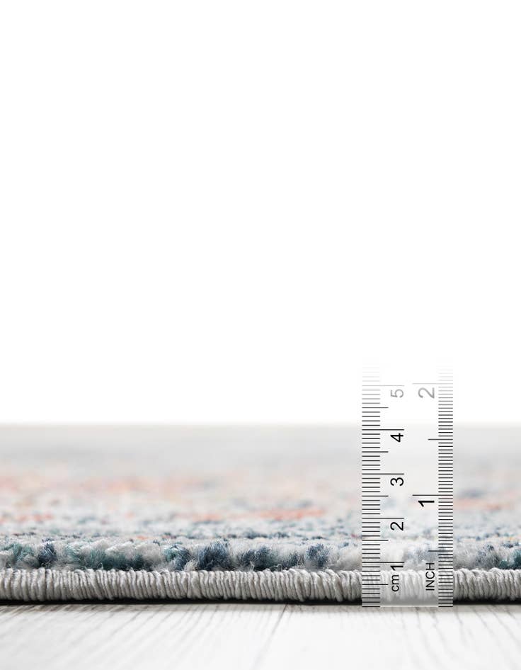 Detail image of 8' x 8' Isabella Round Rug