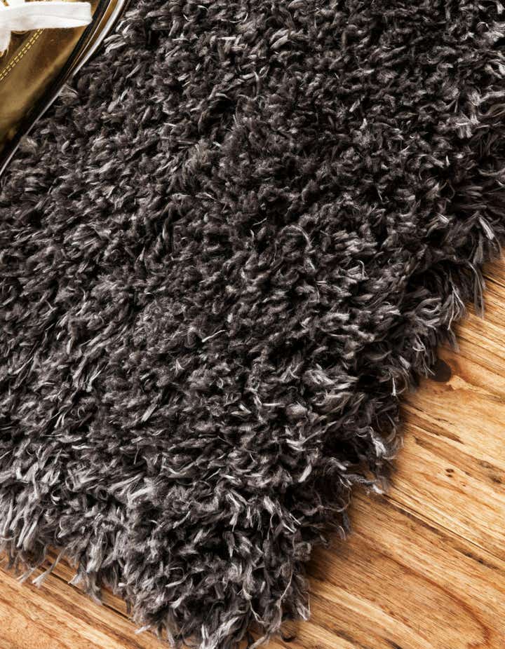 2' x 6' Marilyn Monroe™ Shag Runner Rug