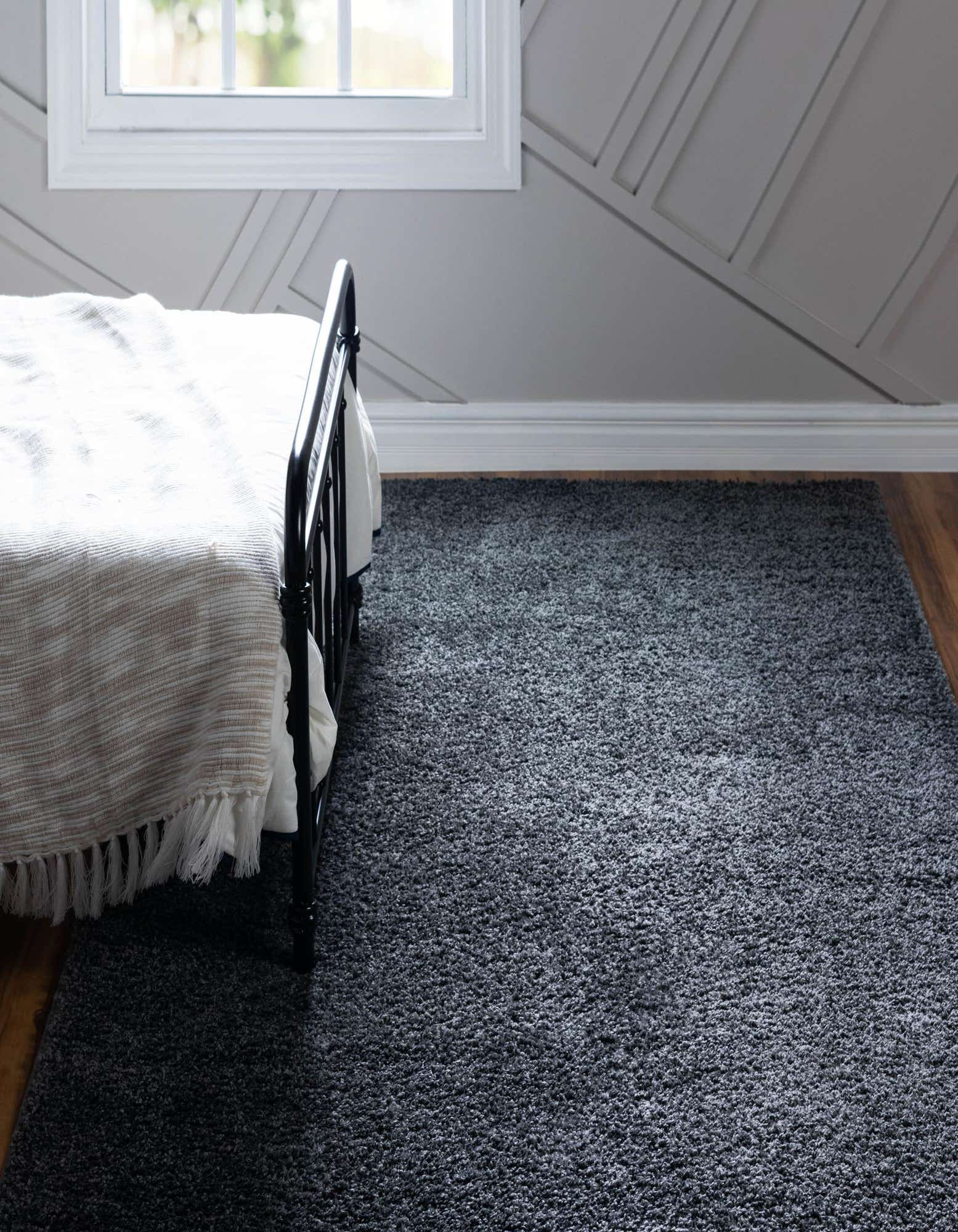 Detail image of 245cm x 335cm Soft Solid Shag Rug