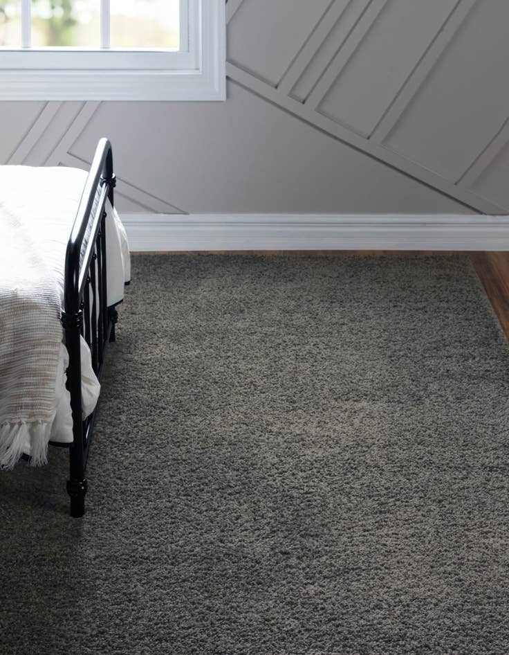 Detail image of 8' x 11' Soft Solid Shag Rug