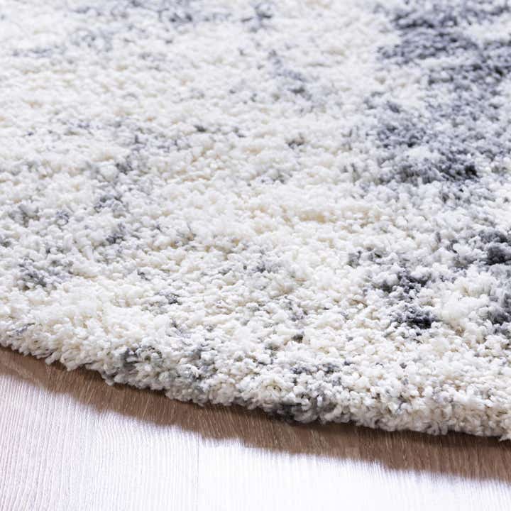 4' x 4' Soft Touch Shag Round Rug