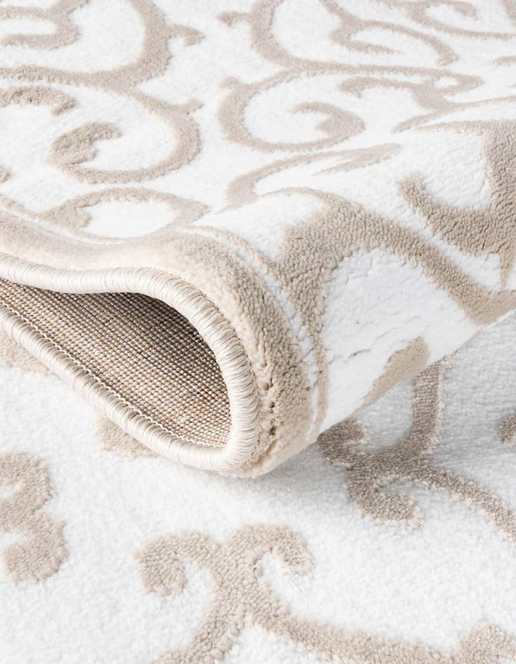 Detail image of 7' 10 x 7' 10 Nepal Octagon Rug