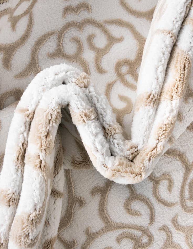 Detail image of 7' 10 x 7' 10 Nepal Octagon Rug