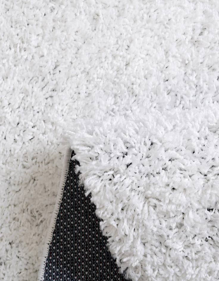 Detail image of 3' 3 x 5' 3 Everyday Shag Oval Rug