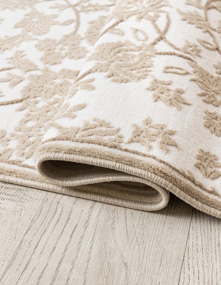 Detail image of 7' 10 x 10' Himalaya Oval Rug