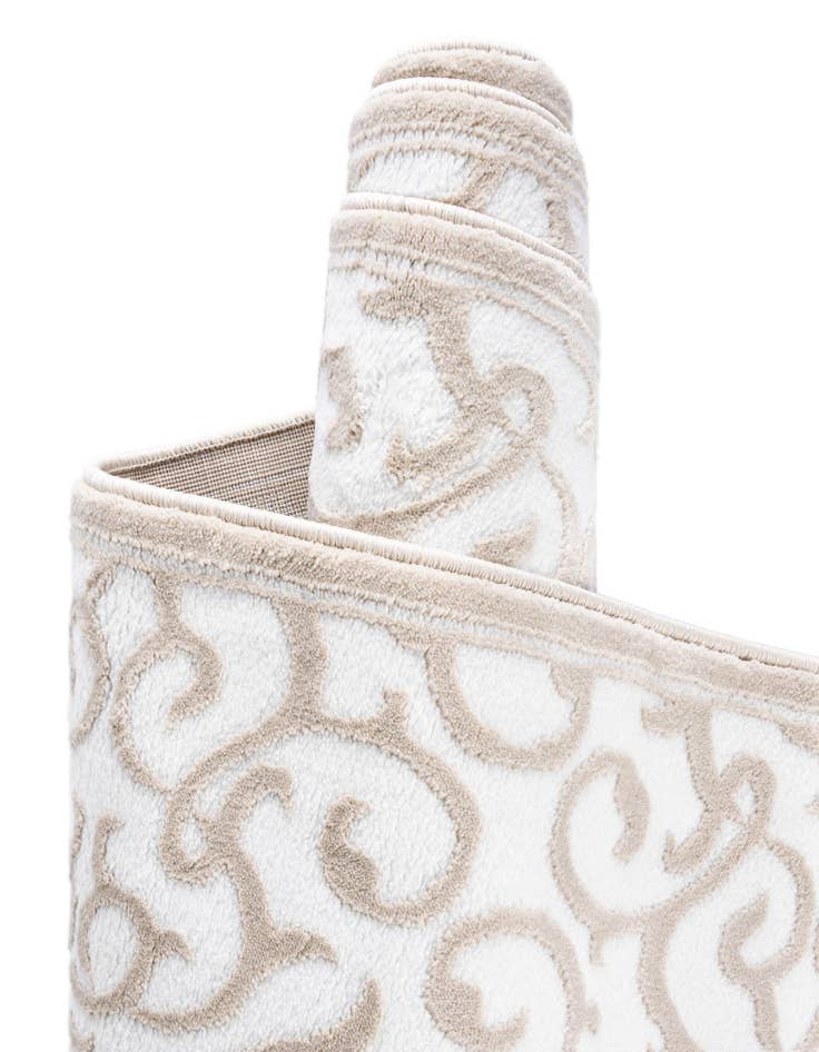 Detail image of 5' 3 x 8' Nepal Oval Rug