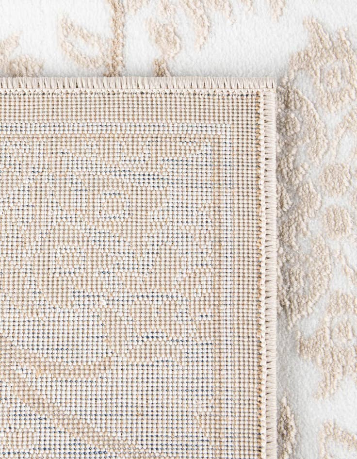 Detail image of 10' x 13' Himalaya Rug