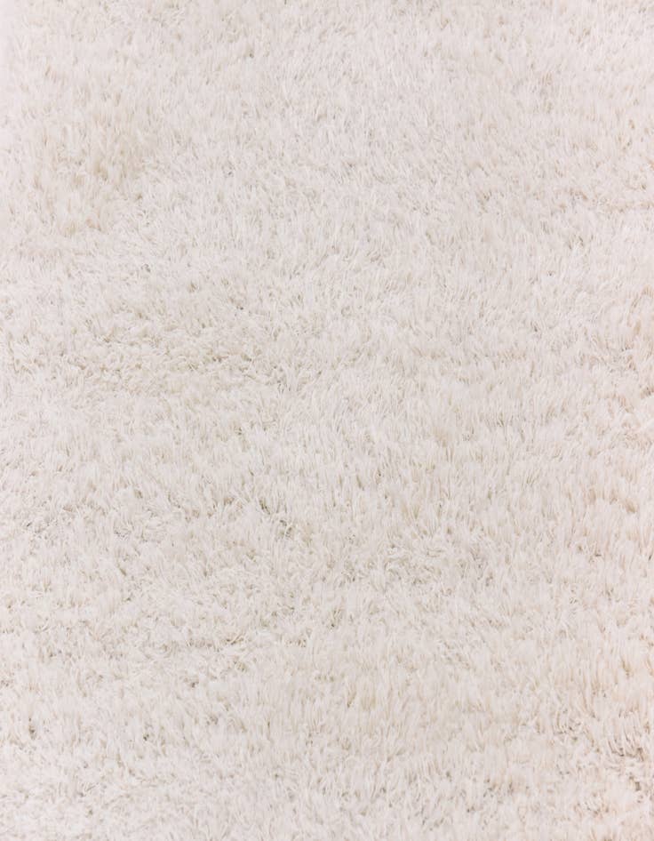 Detail image of 2' 8 x 4' 10 Luxe Solid Shag Rug