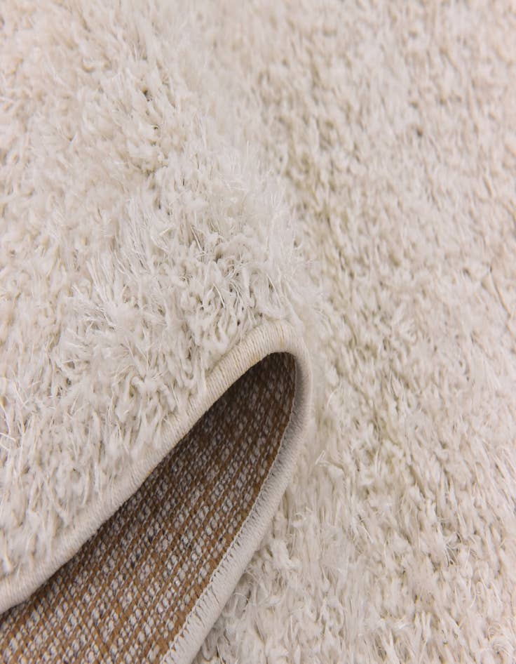Detail image of 2' 8 x 4' 10 Luxury Solid Shag Rug