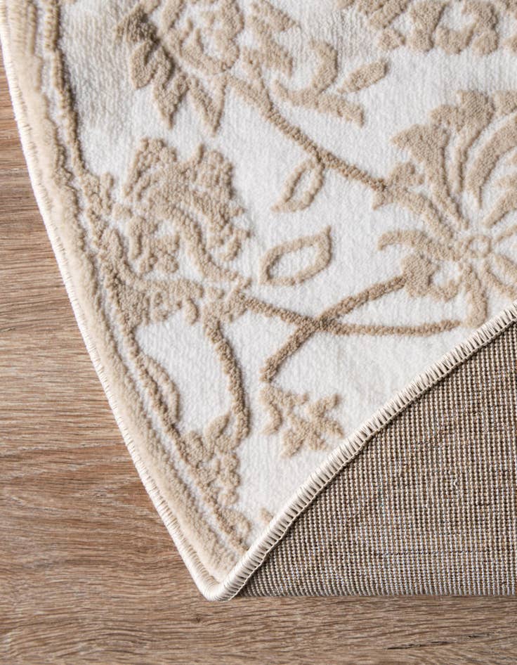 Detail image of 5' x 5' Himalaya Round Rug