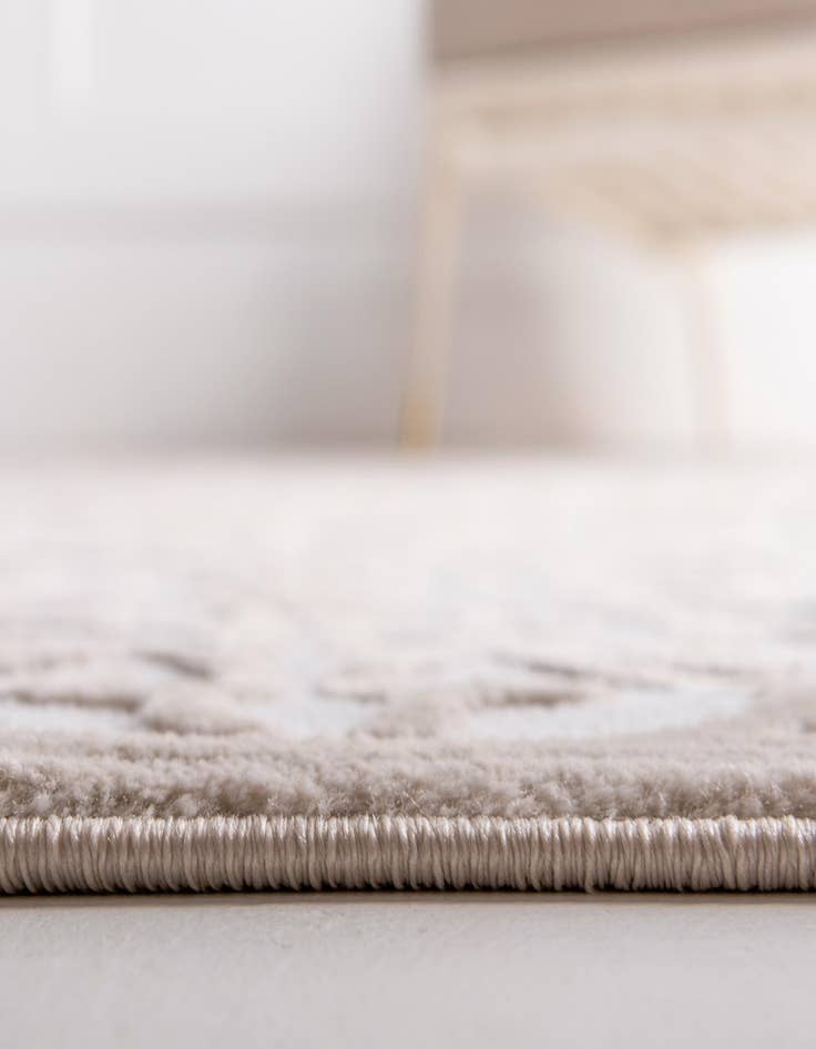 Detail image of 7' 10 x 7' 10 Himalaya Round Rug