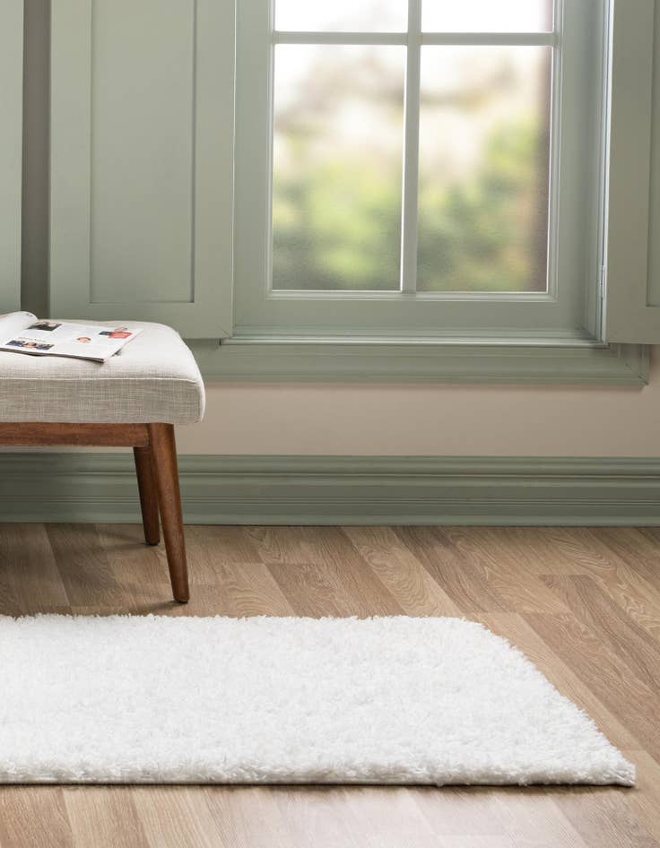 Detail image of 2' 6 x 10' Everyday Shag Runner Rug