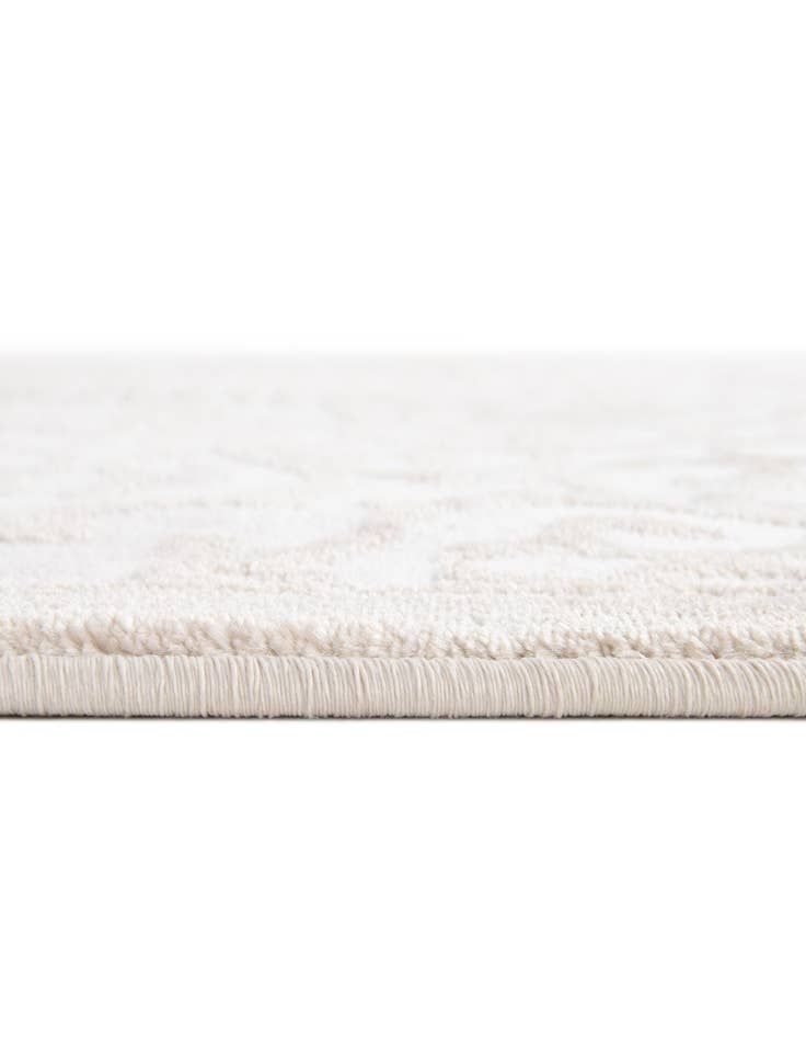 Detail image of 2' 7 x 12' Himalaya Runner Rug