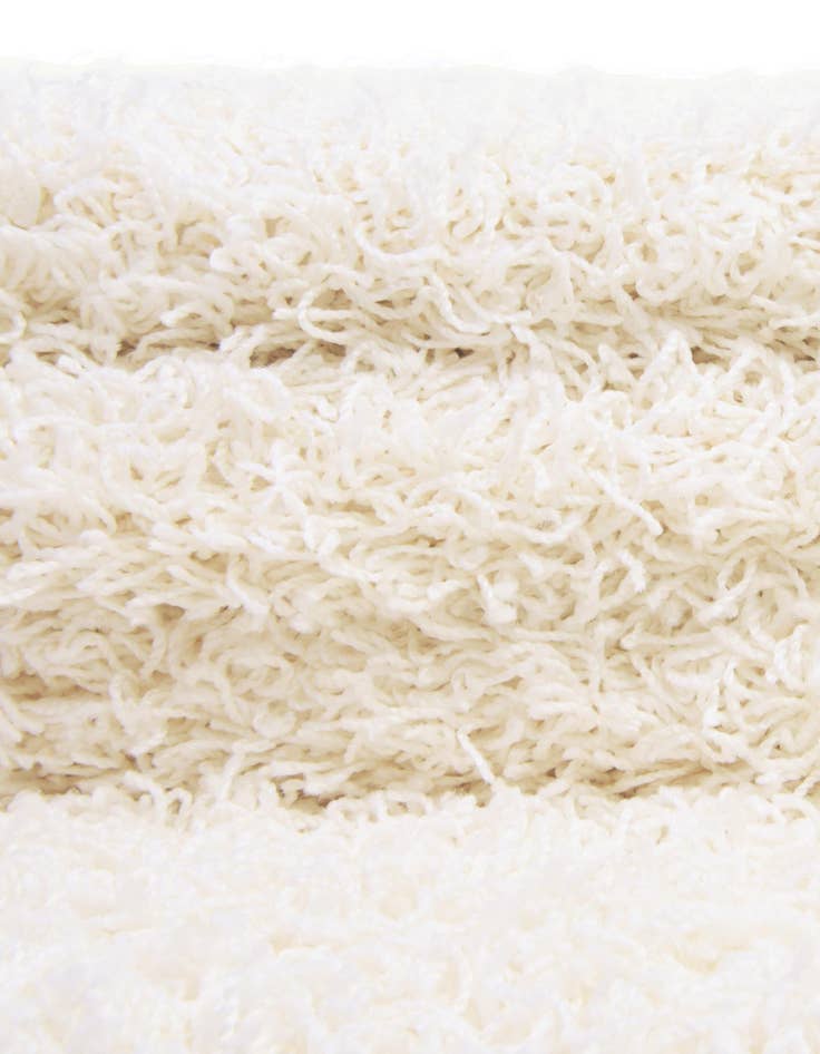 Detail image of 7' x 7' Comfort Solid Shag Square Rug