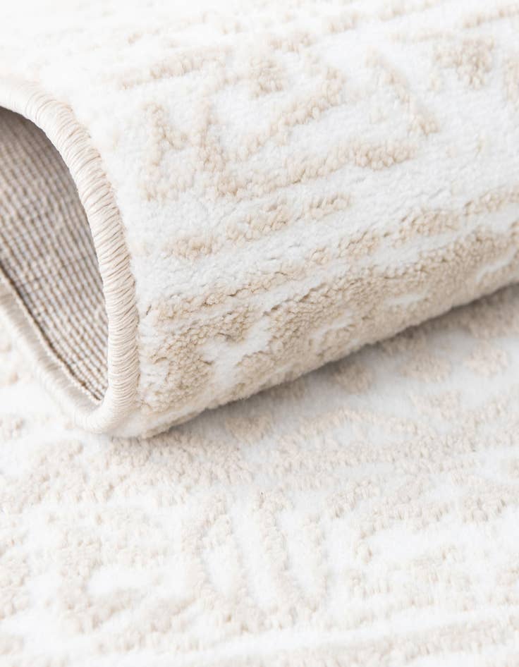 Detail image of 3' 3 x 3' 3 Hermitage Square Rug