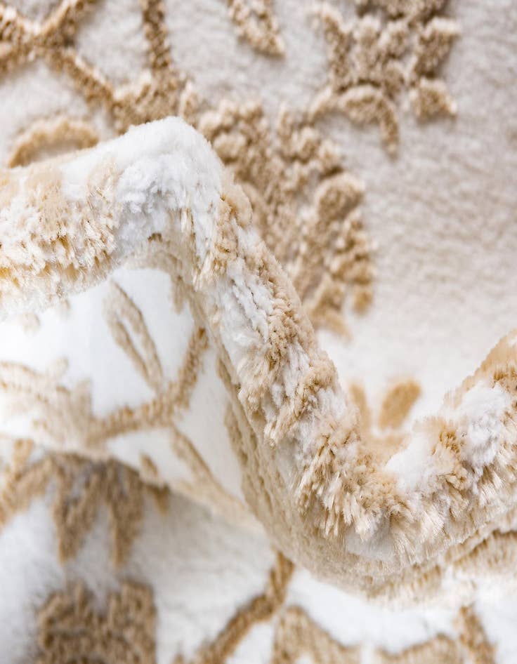 Detail image of 8' x 8' Nepal Square Rug