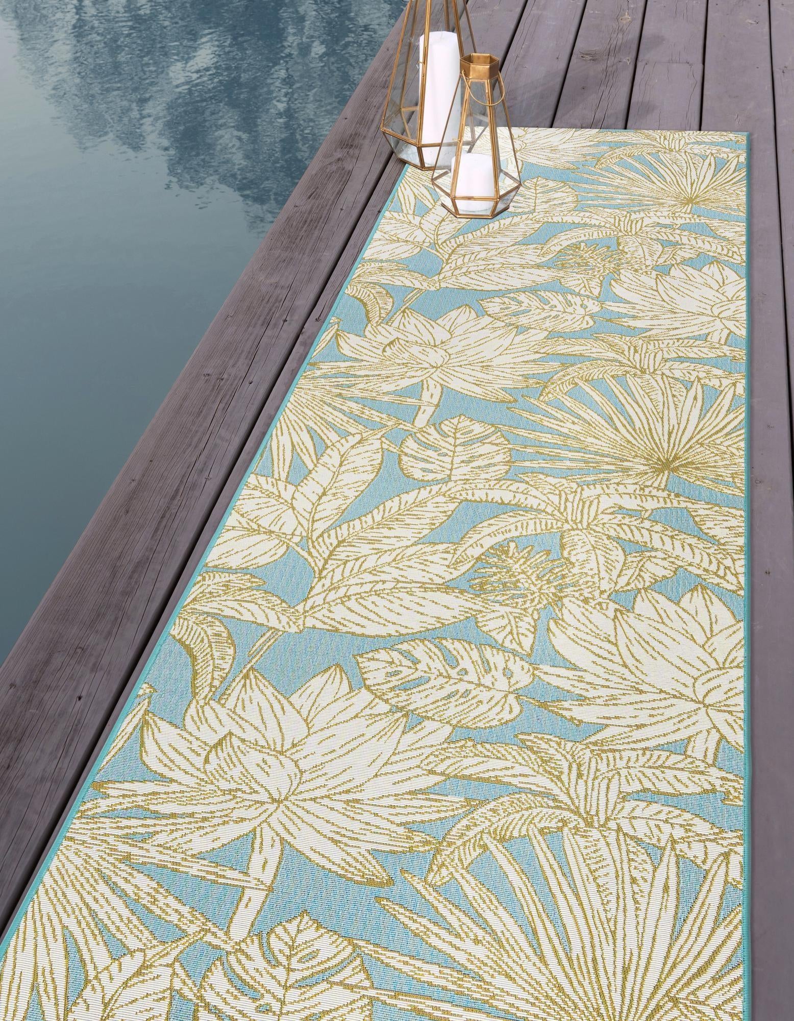 2' 7 x 12' Easy-Clean Botanical Indoor / Outdoor Runner Rug