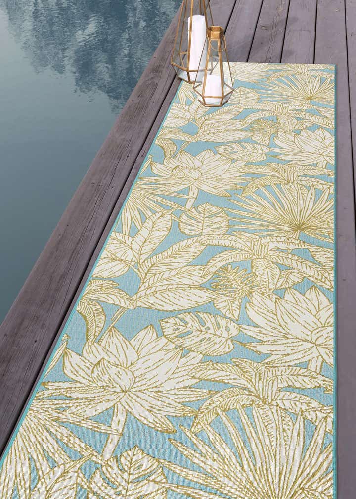 2' x 6' Easy-Clean Botanical Indoor / Outdoor Runner Rug
