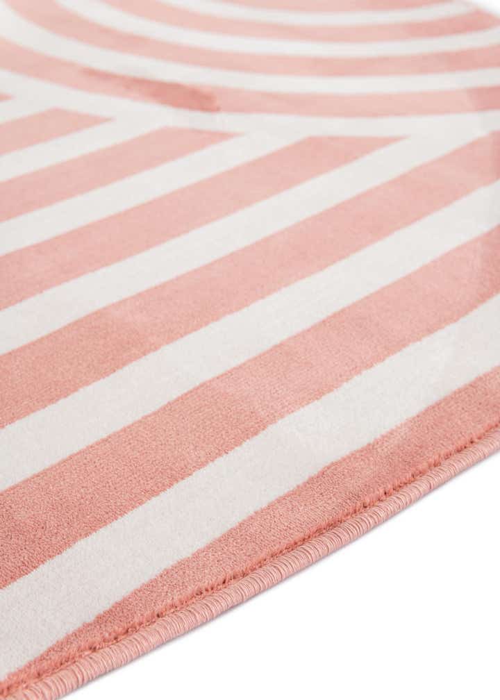 5' 3 x 5' 3 Whimsy Kids Round Rug