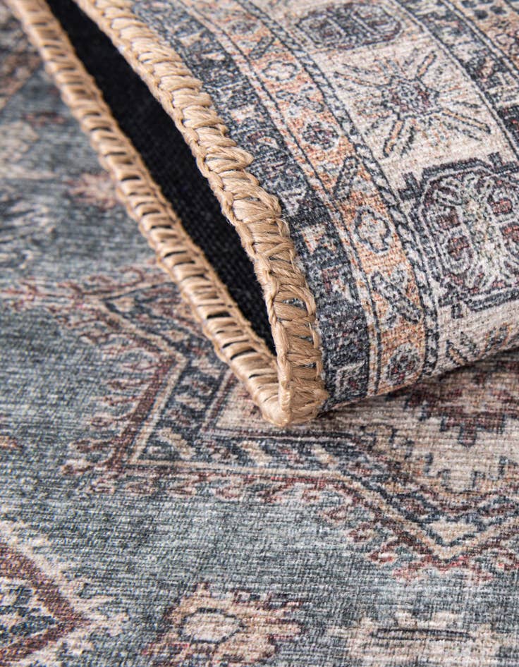 Detail image of 7' 10 x 10' Washable Timeless Rug