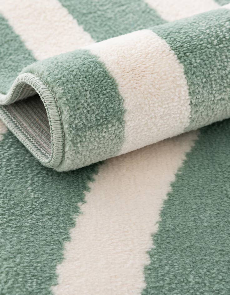 Detail image of 5' x 7' Whimsy Kids Rug