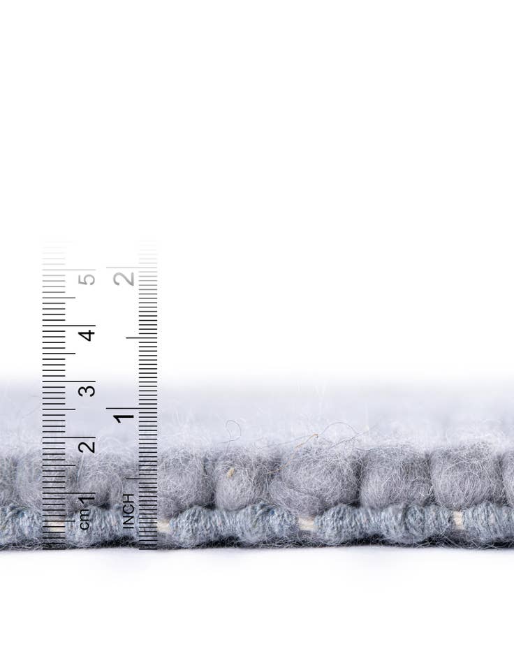 Detail image of 2' x 5' 1 Hand Woven Lana New Zealand Wool Runner Rug