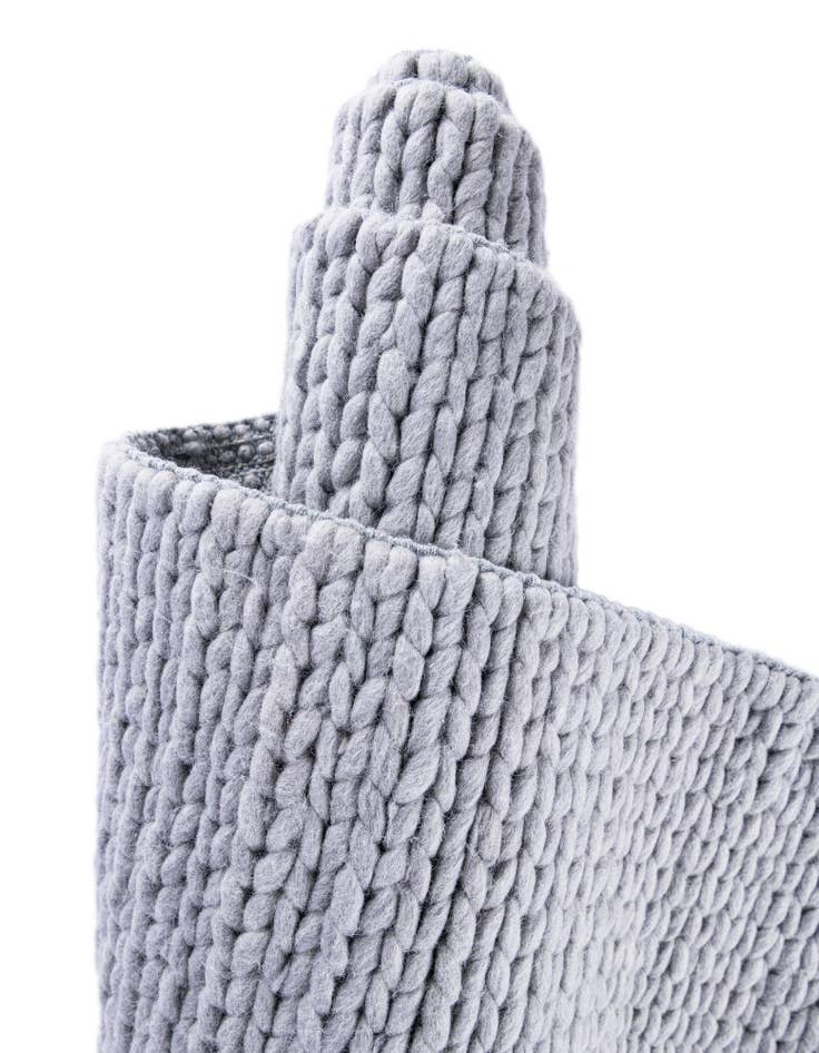 Detail image of 2' x 5' 1 Hand Woven Lana New Zealand Wool Runner Rug