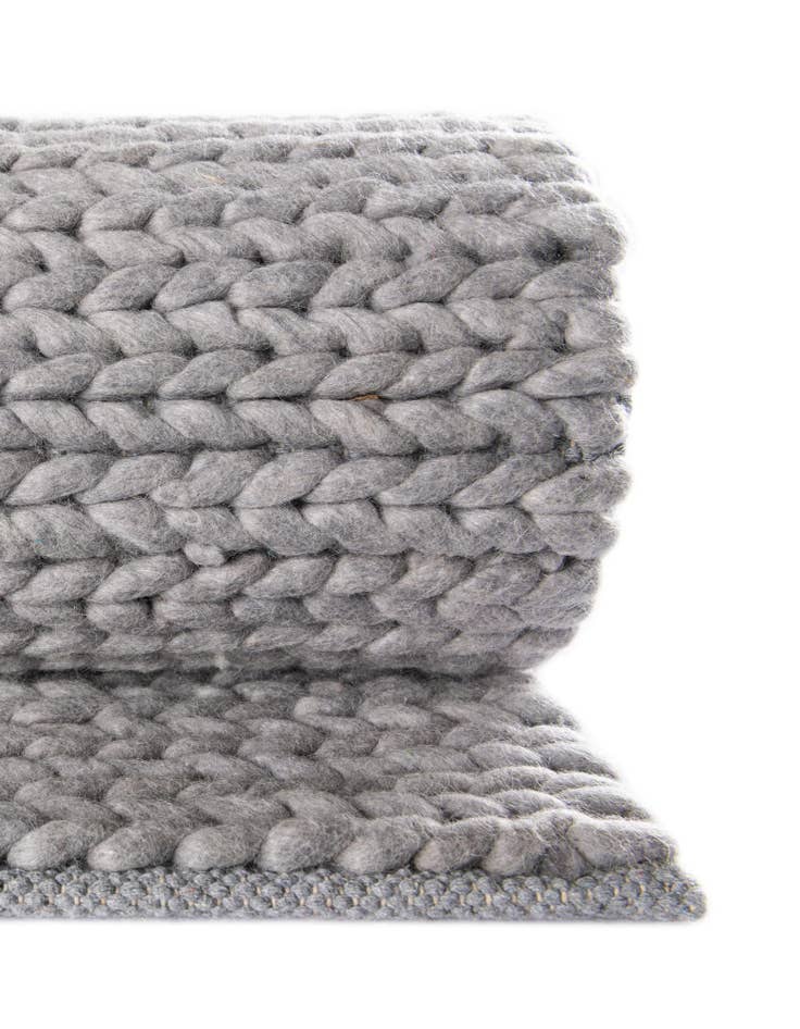 Detail image of 2' x 5' 1 Hand Woven Lana New Zealand Wool Runner Rug