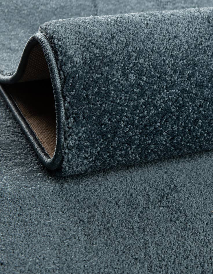 Detail image of 7' 10 x 11' Everyday Solid Rug