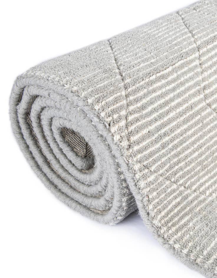 Detail image of 2' x 6' 1 WoolCraft Geometric Runner Rug